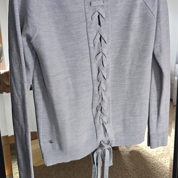 Lululemon Athletica Blue Merino Wool Sweater Sz 6 - Picture 2 of 9